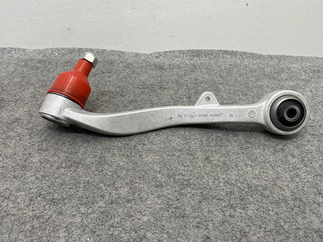 新品!6シリーズ/7シリーズ E63/E64/E65/E66 純正 右 フロント ロアアーム 21514 8534 A2921 31126777940 BMW(147858)