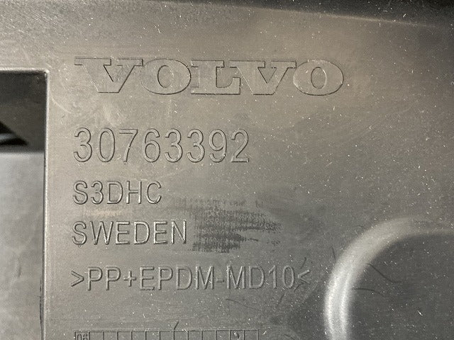 新品!V70 純正 フロント バンパー アブソーバー 30763391/92 V30763390 未塗装 ボルボ(147863)