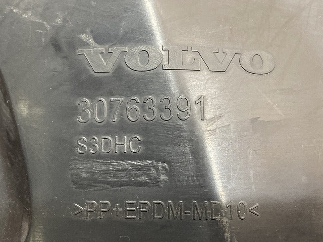 新品!V70 純正 フロント バンパー アブソーバー 30763391/92 V30763390 未塗装 ボルボ(147864)