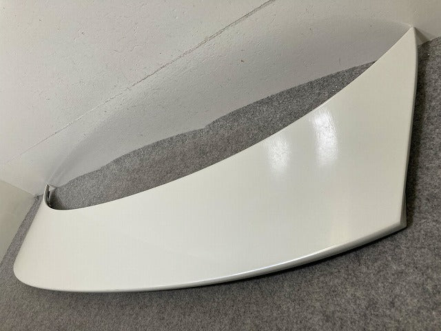 プリウス 50系/ZVW50/ZVW51/ZVW55 リア ルーフスポイラー/ウイング 76085-47080/76871-47070 ホワイトパールクリスタル 070 トヨタ(147866)