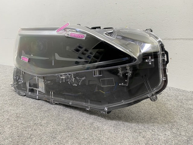 ヤリスクロス MXPB10/MXPB15/MXPJ10/MXPJ15 純正 右 ヘッドライト/ランプ LED レベライザー 刻印B2 KOITO 52-325 81110-52N21(147867)