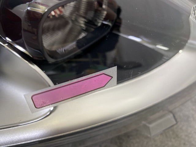 シエンタ 170系/NSP170G/NCP175G/NHP170G 純正 後期 右 ヘッドライト/ランプ LED レベライザー 刻印33 52-317 81130-52N00 トヨタ(147870)