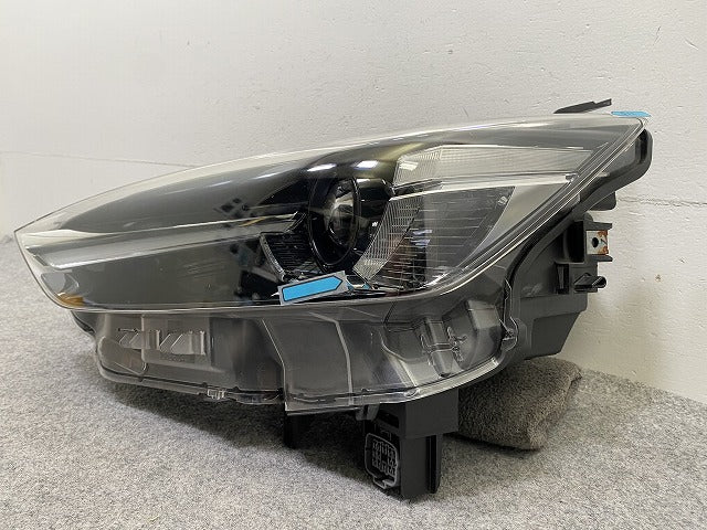 CX-3/CX3 DK/DK5FW/DK5AW 純正 後期 左 ヘッドライト/ランプ LED 刻印ア KOITO 100-65115 D24J 51 040E マツダ(147872)