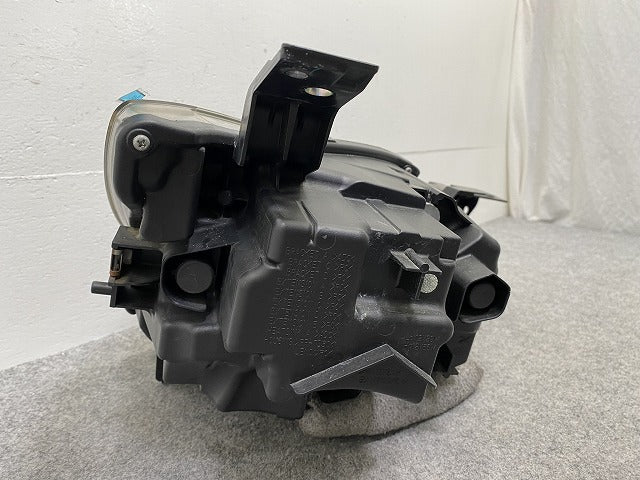 CX-3/CX3 DK/DK5FW/DK5AW 純正 後期 左 ヘッドライト/ランプ LED 刻印ア KOITO 100-65115 D24J 51 040E マツダ(147872)