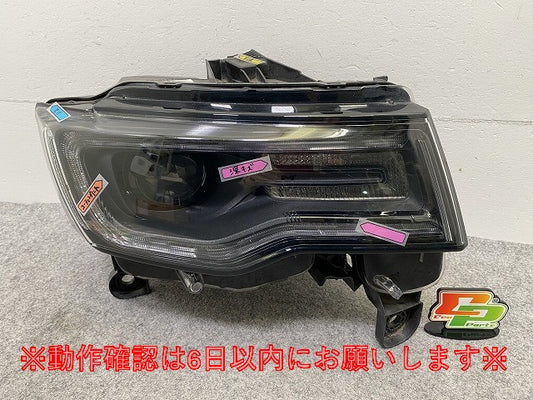 ジープ/グランドチェロキー WK64 純正 右 ヘッドライト/ランプ LED VALEO T77604B クライスラー(147885)