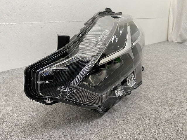 デイズ ハイウェイスター B44W/B45W/B47W/B48W 純正 左 ヘッドライト/ランプ レベライザーLED 刻印B KOITO 100-23776 日産(146796)