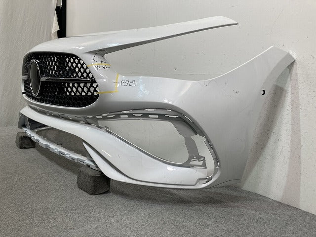 Cクラス W206 純正 フロント バンパー グリル付 978887-001 オパリスホワイト 885 メルセデスベンツ(147910)