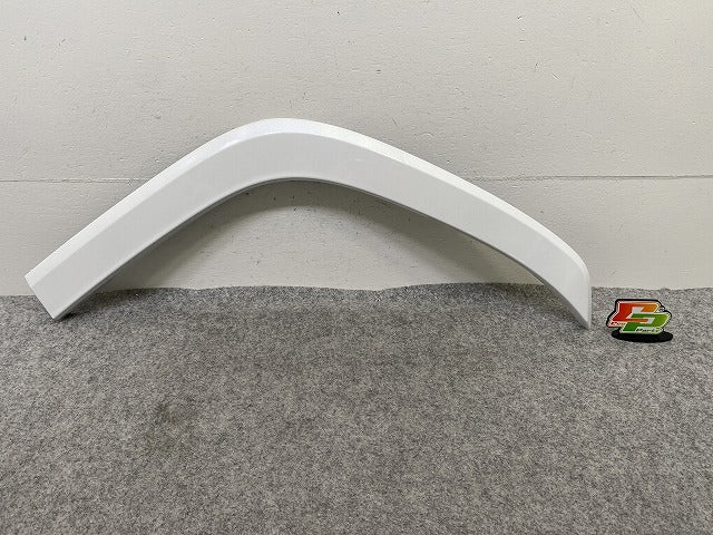 新車取り外し!ランドクルーザー FJA300W/VJA300W 純正 左 リア フェンダーアーチモール/オーバーフェンダー 75606-60120/1/2(147927)