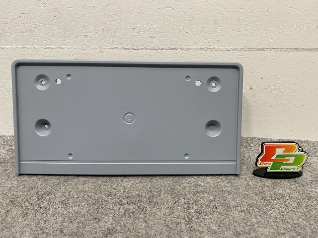 新品!X3 純正 フロント ライセンスベース 5111 3417724 51133433422 サフ BMW(147943)