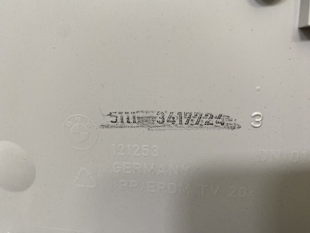 新品!X3 純正 フロント ライセンスベース 5111 3417724 51133433422 サフ BMW(147943)