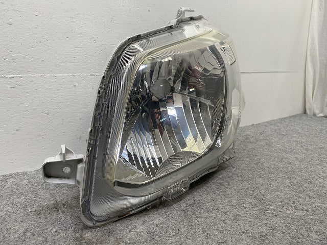 タント LA600S/LA610S 純正 左 ヘッドライト/ランプ ハロゲン レベライザー ICHIKOH 1880 81170-B2540 ダイハツ(147976)