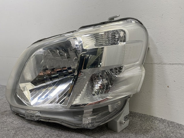 タント LA600S/LA610S 純正 左 ヘッドライト/ランプ ハロゲン レベライザー ICHIKOH 1880 81170-B2540 ダイハツ(147976)