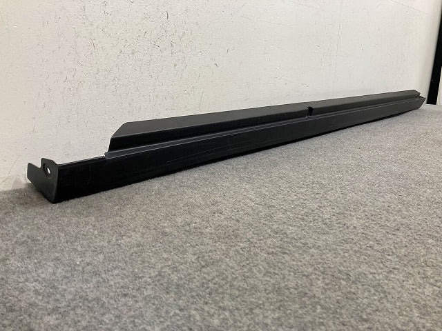 ブルーバードシルフィ G11/NG11/KG11 純正 右 サイドステップ サイドスカート ロッカーパネルモール 76850 EW000 素地 日産(147985)