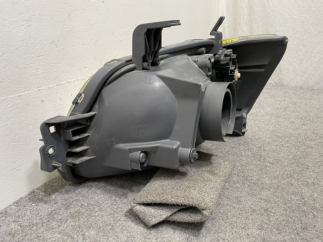 タウンエース/ライトエース S402M/S412M 純正 右 ヘッドライト/ランプ ハロゲン レベライザー 刻印A ICHIKOH 1819 トヨタ(148002)