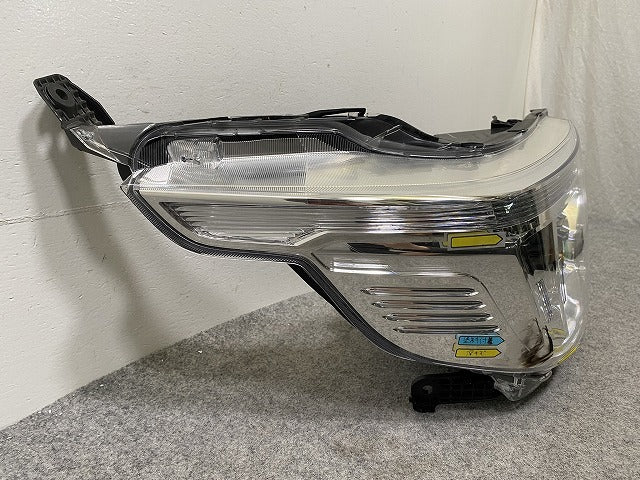 N-WGN/NWGN/Nワゴン JH1/JH2 純正 後期 右 ヘッドライト/ランプ レベライザーLED 刻印N2 STANLEY W1343 ホンダ(148003)
