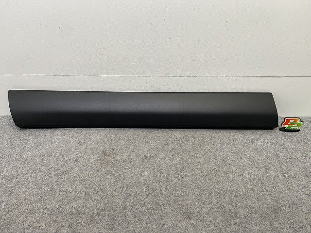 新車取り外し!ハリアー 80系/MXUA80/MXUA85/AXUH80/AXUH85 PHEV/AXUP85 純正 左 フロント ドア サイドパネル 75074-48010 素地(148013)