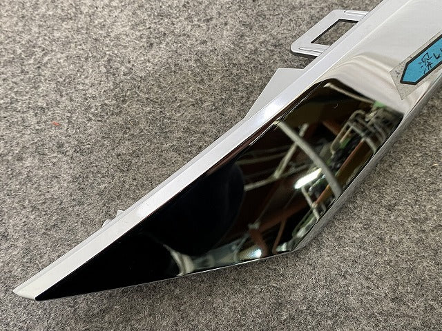新車取り外し!ハリアー 80系/MXUA80/85/AXUH80/85/AXUP85 純正 フロント グリル メッキモール 53127-48040/130 53128-48130 トヨタ(148019)