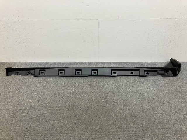 ハリアー 80系/MXUA80/MXUA85/AXUH80/AXUH85 PHEV/AXUP85 純正 左 サイドステップ/サイドスカート 75860-48060 素地 トヨタ(148021)
