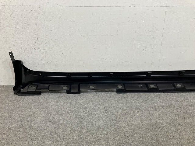 ハリアー 80系/MXUA80/MXUA85/AXUH80/AXUH85 PHEV/AXUP85 純正 左 サイドステップ/サイドスカート 75860-48060 素地 トヨタ(148021)