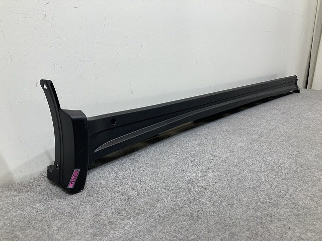 ハリアー 80系/MXUA80/MXUA85/AXUH80/AXUH85 PHEV/AXUP85 純正 右 サイドステップ/サイドスカート 75850-48060 素地 トヨタ(148023)