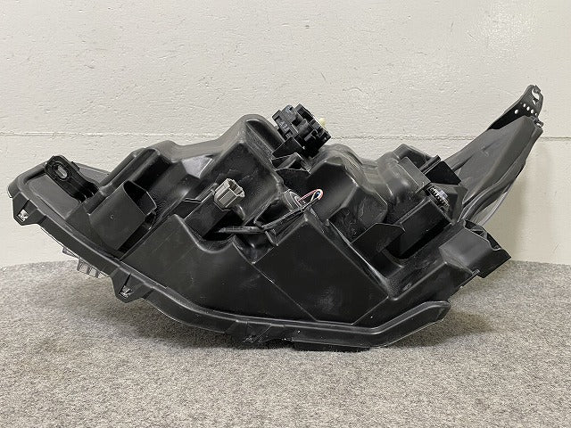 ルークス ハイウェイスター B44A/B45A/B47A/B48A 純正 右 ヘッドライト/ランプ LED レベライザー 刻印Y KOITO 100-23779 日産(148026)