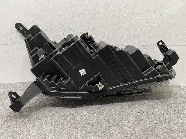 WR-V/WRV DG5 純正 左 ヘッドライト/ランプ LED IJLSR 100-8F08E 33150-31X-K02 ホンダ(148032)
