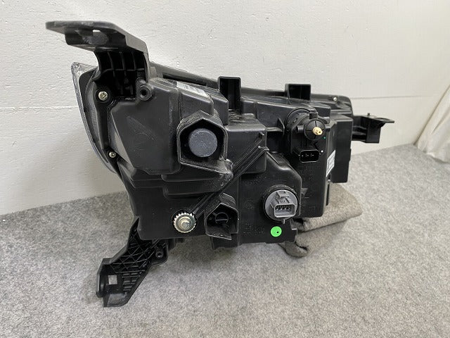 WR-V/WRV DG5 純正 左 ヘッドライト/ランプ LED IJLSR 100-8F08E 33150-31X-K02 ホンダ(148032)