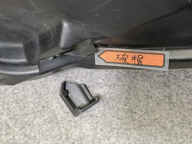 プリウス 30系/ZVW30 純正 後期 左 ヘッドライト/ランプ キセノン HID AFS無 レベライザー 刻印モ KOITO 47-52 81185-47411 トヨタ(148035)