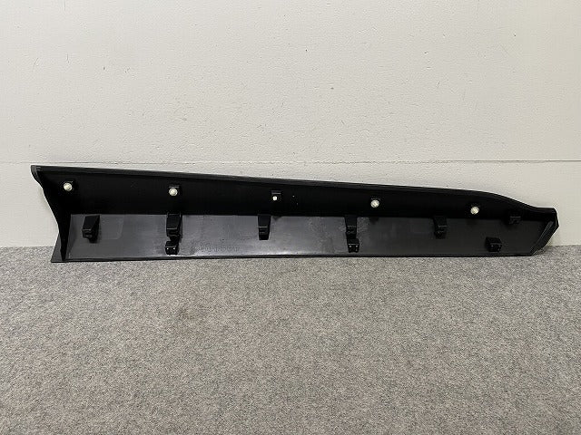 新車取り外し!ヤリスクロス MXPB10/MXPB15/MXPJ10/MXPJ15 純正 左 フロント ドア ガーニッシュ プロテクターモール 75074-52030(148054)