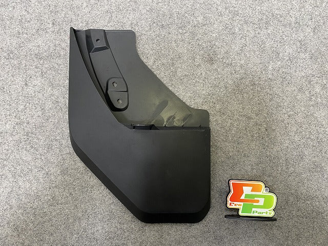 新車取り外し!ランドクルーザー/ランクル TRJ250W/GDJ250W 純正 左 マッドガード プロテクター 76622-60210 素地 トヨタ(148057)