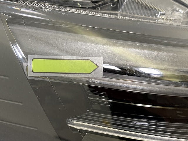 デイズ ルークス/eKスペース B21A/B11A 純正 後期 右 ヘッドライト/ランプ レベライザーLED KOITO 100-67111 日産(148062)