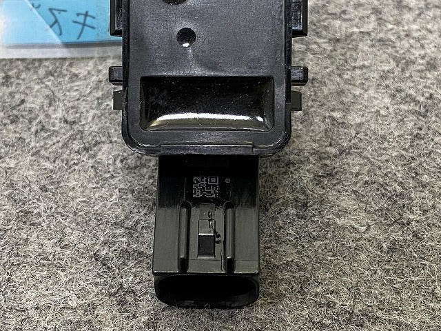 ヤリスクロス MXPB10/MXPB15 ハイブリッド/MXPJ10/MXPJ15 純正  クリアランスソナー 89341-K0060 89341-K0060-B5 トヨタ(148064)