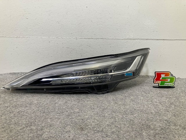 セレナ ハイウェイスター C27/GFC27/GFNC27/GC27/GNC27 純正 後期 左 ウィンカー LED 刻印W KOITO 210-23785 2612-5TT5A 日産(148071)