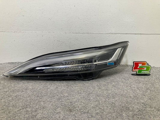 セレナ ハイウェイスター C27/GFC27/GFNC27/GC27/GNC27 純正 後期 左 ウィンカー LED 刻印W KOITO 210-23785 2612-5TT5A 日産(148071)