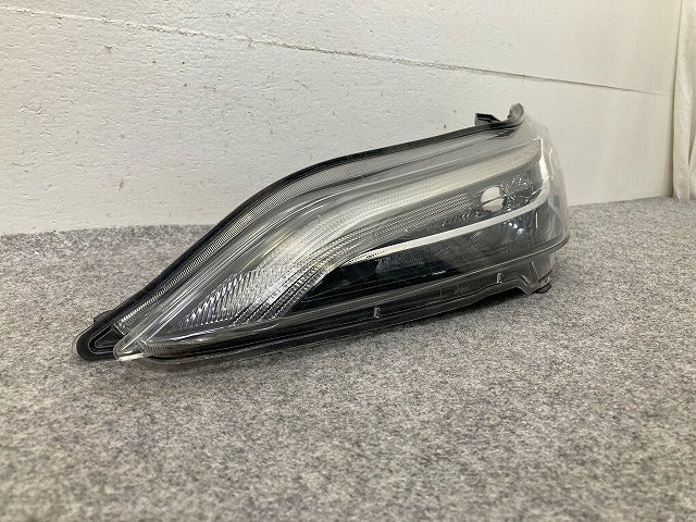 セレナ ハイウェイスター C27/GFC27/GFNC27/GC27/GNC27 純正 後期 左 ウィンカー LED 刻印W KOITO 210-23785 2612-5TT5A 日産(148071)