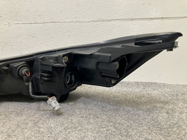 セレナ C27 e-POWER/HC27/HFC27 オーテック/GC27/GNC27 純正 後期 右 ウィンカー LED 刻印W KOITO 210-23785 日産(148072)