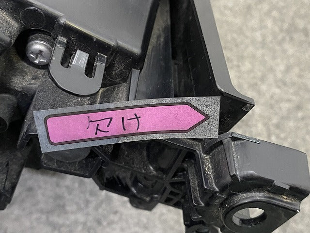 プリウス 50系/ZVW50/ZVW51/ZVW55 純正 後期 右 テールランプ/ライト/レンズ LED ICHIKOH 47-112 トヨタ(148080)