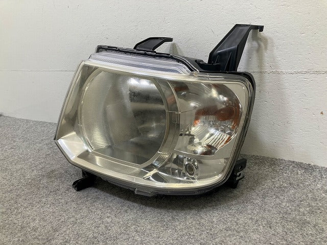 eKワゴン H82W 純正 左 ヘッドライト/ランプ レベライザーハロゲン STANLEY P6519 三菱(148129)