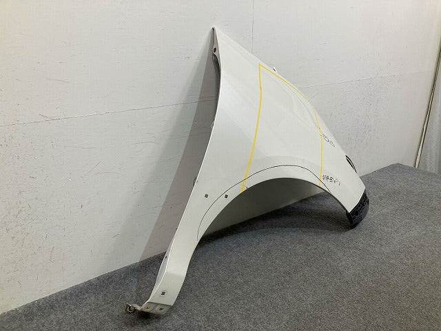 エスティマ ACR50W 純正 右 フロント フェンダー ホワイトパールクリスタルシャイン 070 トヨタ(148130)