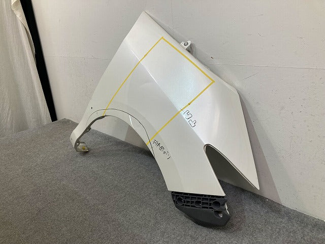 エスティマ ACR50W 純正 右 フロント フェンダー ホワイトパールクリスタルシャイン 070 トヨタ(148130)