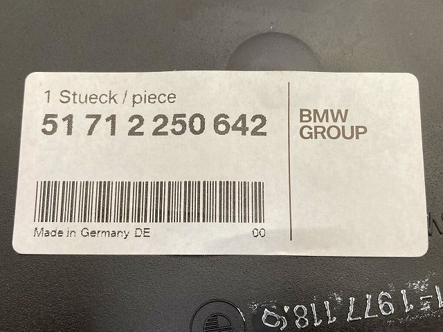 新品!3シリーズ M3 E36 純正 右 フロント バンパーアンダーカバー 51.71-2250 642.0 51712250642 素地 BMW(148139)