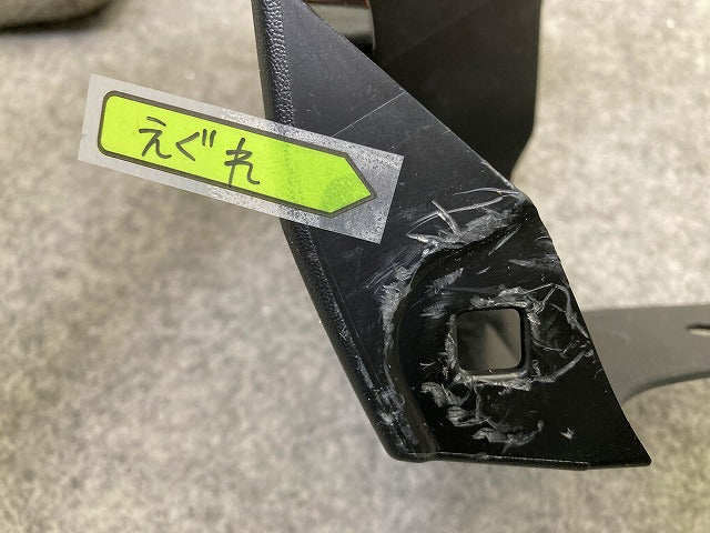 新車取り外し!RAV4 ラブ4 60系/AXAN64 純正 右 フェンダー サイドパネル マッドガード 76901-42080 素地 トヨタ(148143)