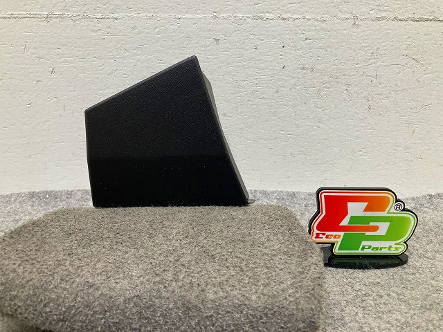 新車取り外し!RAV4 ラブ4 60系/AXAN64 純正 左 フェンダー サイドパネル マッドガード 76902-42080 素地 トヨタ(148144)