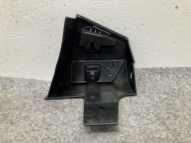 新車取り外し!RAV4 ラブ4 60系/AXAN64 純正 左 フェンダー サイドパネル マッドガード 76902-42080 素地 トヨタ(148144)