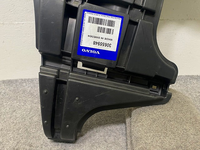 新品!S60 RB系/2005-2009 純正 左 リア バンパーブラケット 08693386 V30655948 ボルボ(148150)