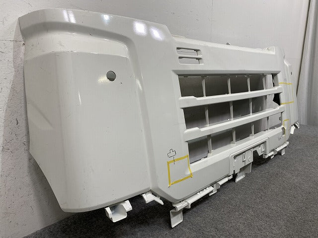 ハイゼット/サンバーバン/ピクシスバン S700V/M/B S710V/M/B 純正 フロント バンパー 52101-B5020 ホワイト W19 ダイハツ(148158)