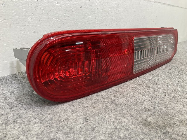 キューブ Z12/NZ12 純正 左 テールランプ/ライト/レンズ ハロゲン 刻印B STANLEY P8187 日産(148185)
