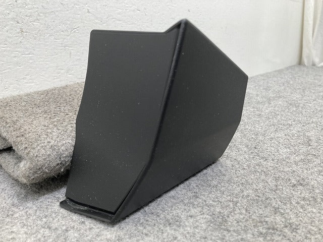 新車取り外し!RAV4 ラブ4 60系/AXAN64 純正 右 フェンダー サイドパネル マッドガード 76901-42080 素地 トヨタ(148192)