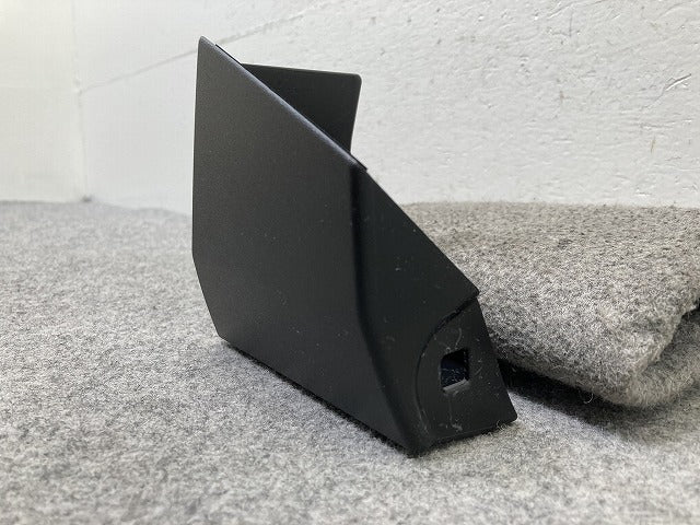 新車取り外し!RAV4 ラブ4 60系/AXAN64 純正 右 フェンダー サイドパネル マッドガード 76901-42080 素地 トヨタ(148192)
