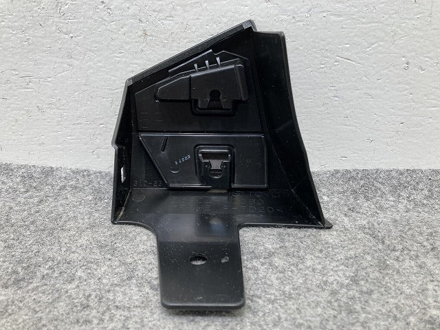 新車取り外し!RAV4 ラブ4 60系/AXAN64 純正 右 フェンダー サイドパネル マッドガード 76901-42080 素地 トヨタ(148192)